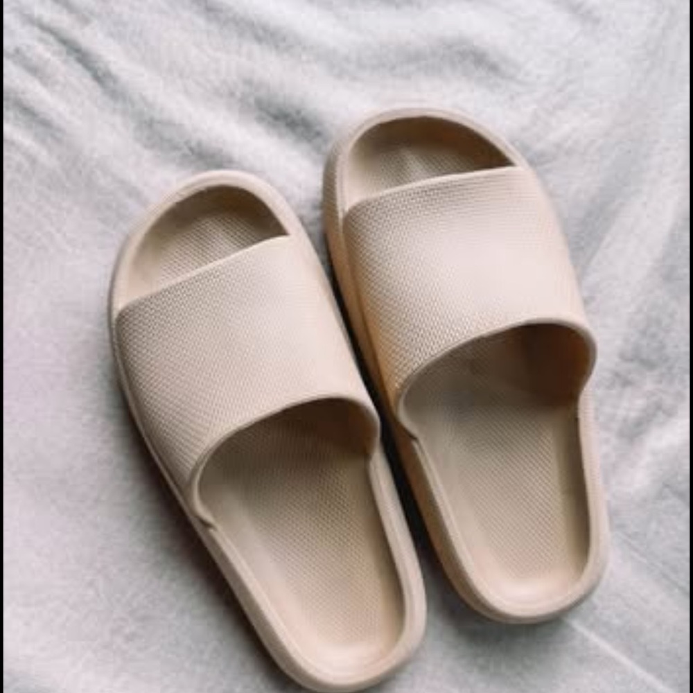 Cloud slides